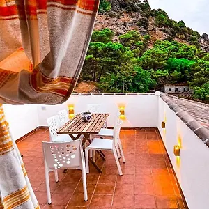  Сasa de vacaciones Grazalema- Casita Panorama - Fantastic Views- Clima, Wi-fi And Private Parking Optional
